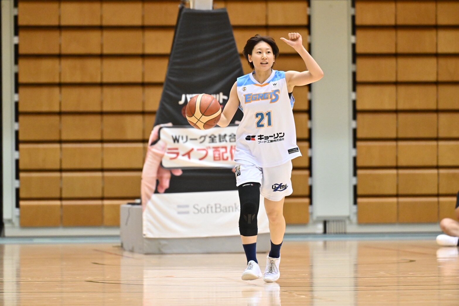 御子柴　百香選手の画像